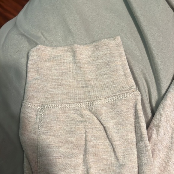 Lululemon Joggers - Picture 5 of 5